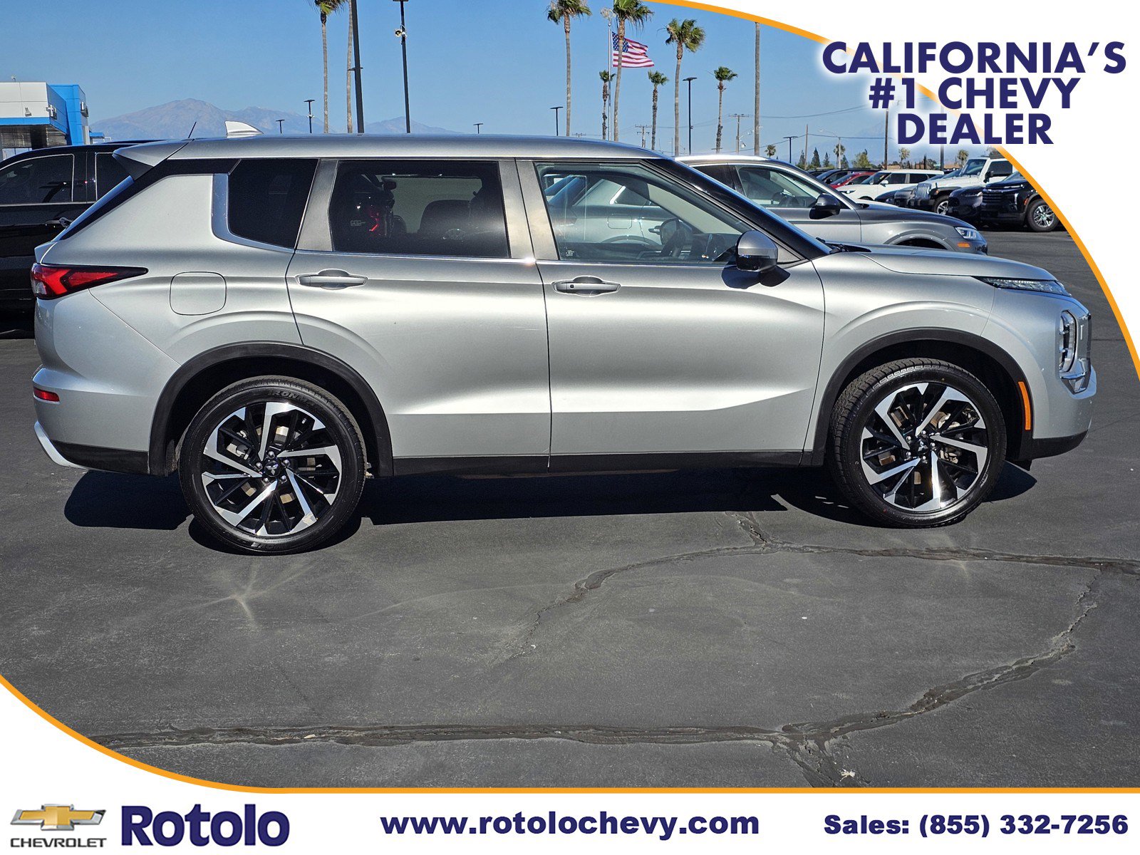Used 2024 Mitsubishi Outlander SE Black Edition AWD/4WD image 8