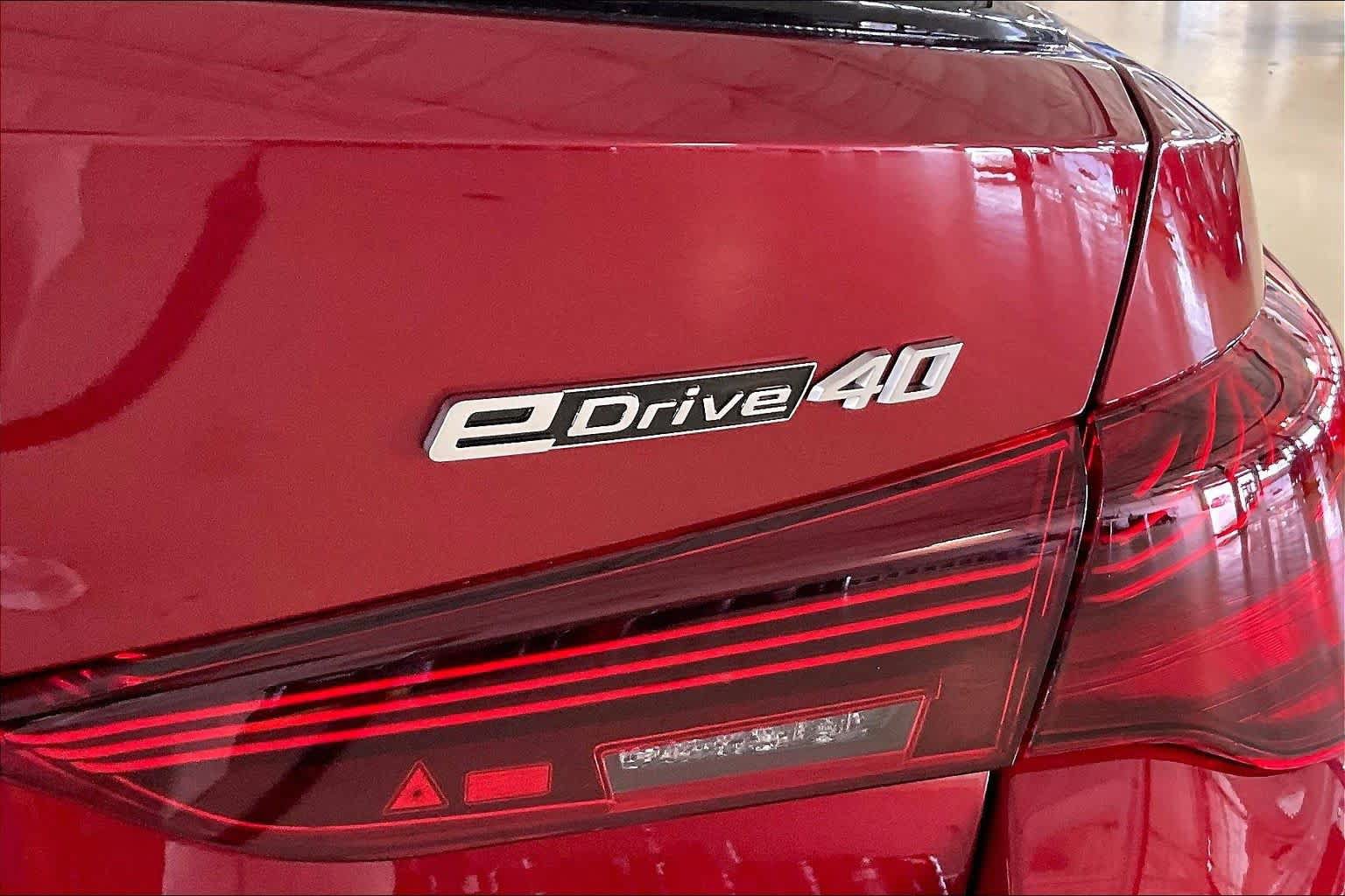 New 2026 BMW i4 eDrive40 w/ M Sport Package RWD image 15