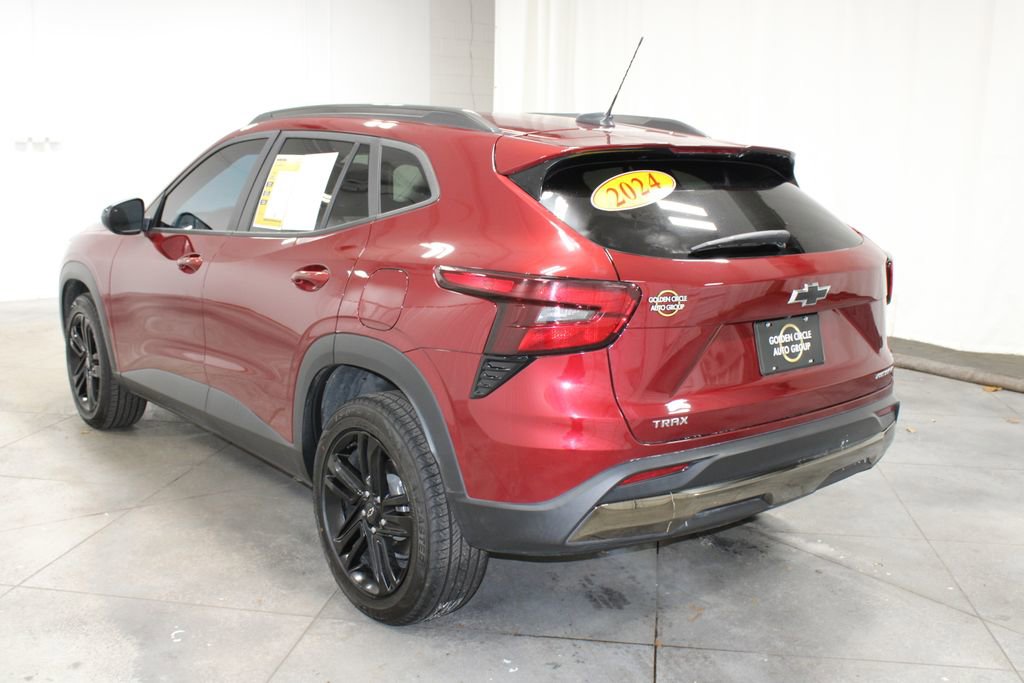 Used 2024 Chevrolet Trax ACTIV w/ Driver Confidence Package image 7