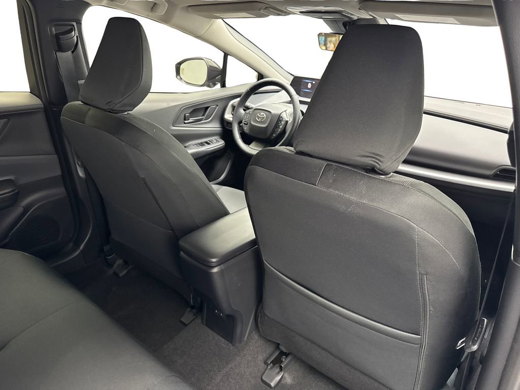 Used 2024 Toyota Prius LE image 41