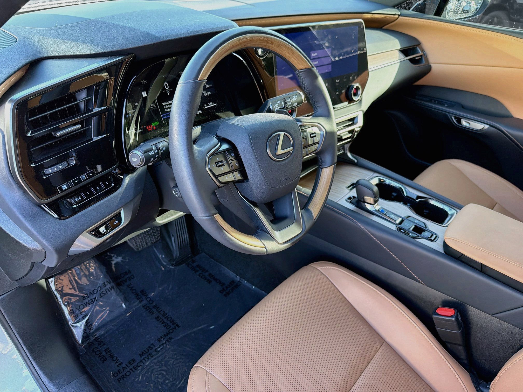 Used 2025 Lexus RX 350h w/ Accessory Package (Z1) AWD/4WD image 26