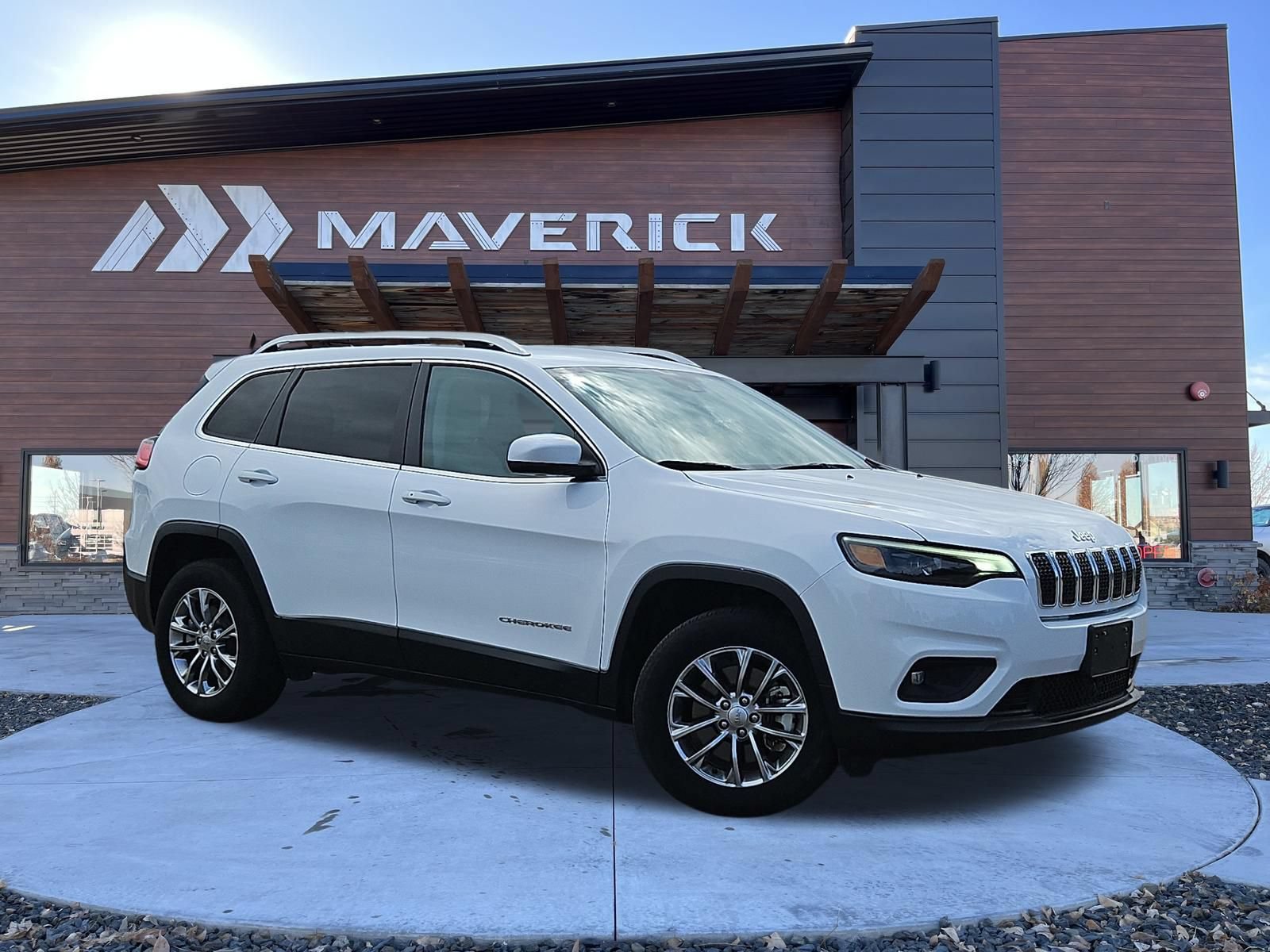 Used 2021 Jeep Cherokee Latitude Lux w/ Comfort/Convenience Group AWD/4WD image 21
