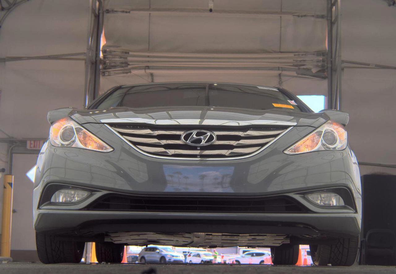 Used 2013 Hyundai Sonata SE image 3