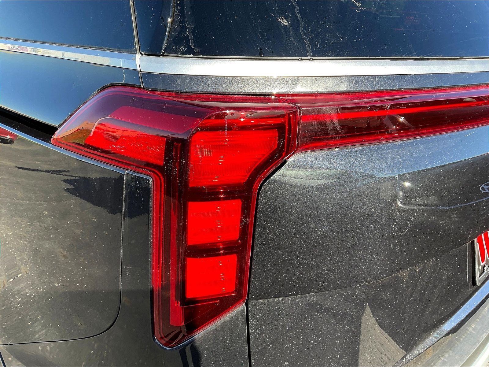 New 2027 Kia Carnival EX FWD image 15