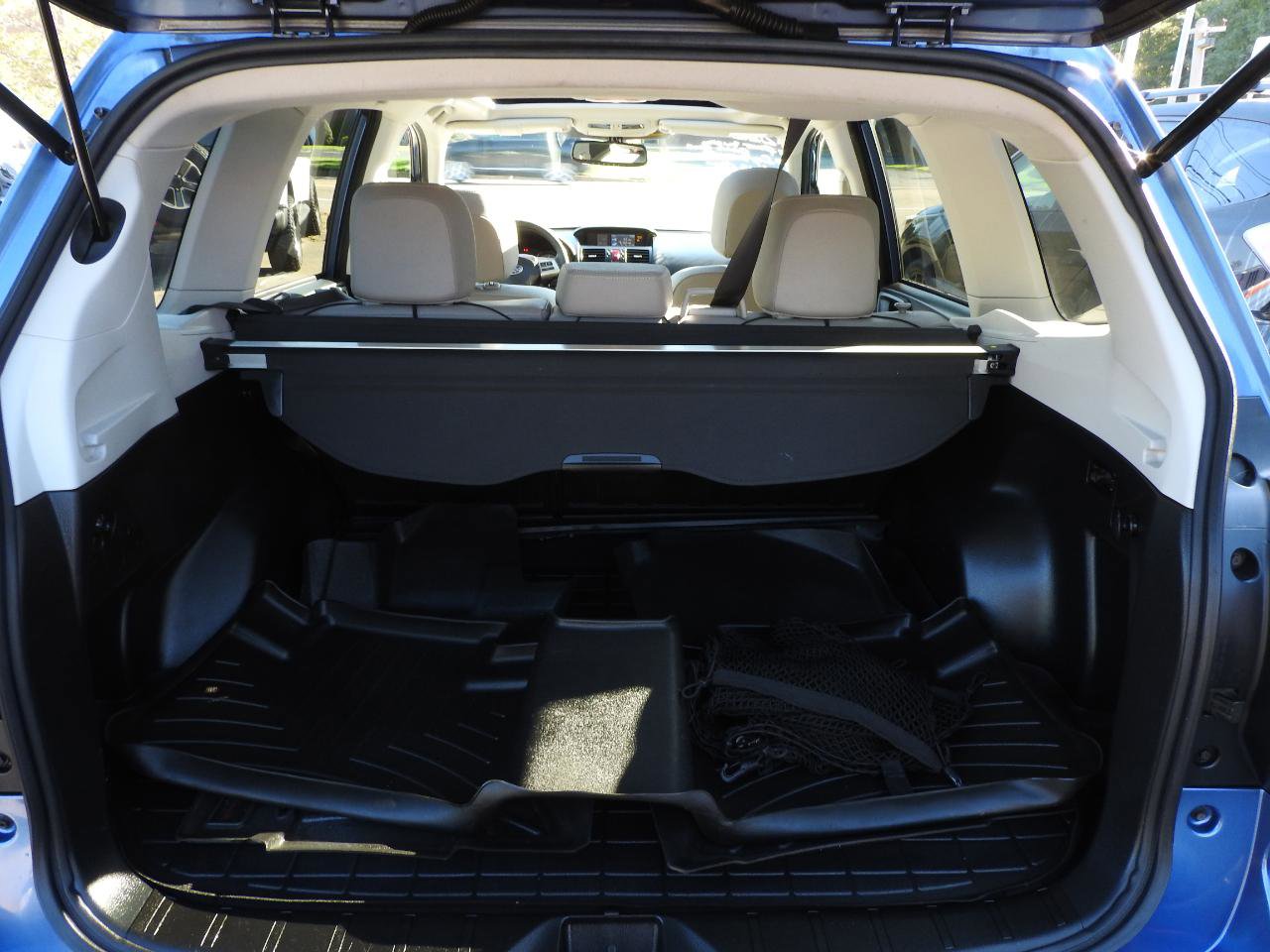 Used 2015 Subaru Forester 2.5i Limited AWD/4WD image 11