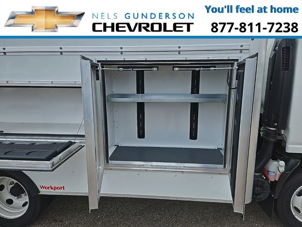 New 2025 Chevrolet Low Cab Forward image 10