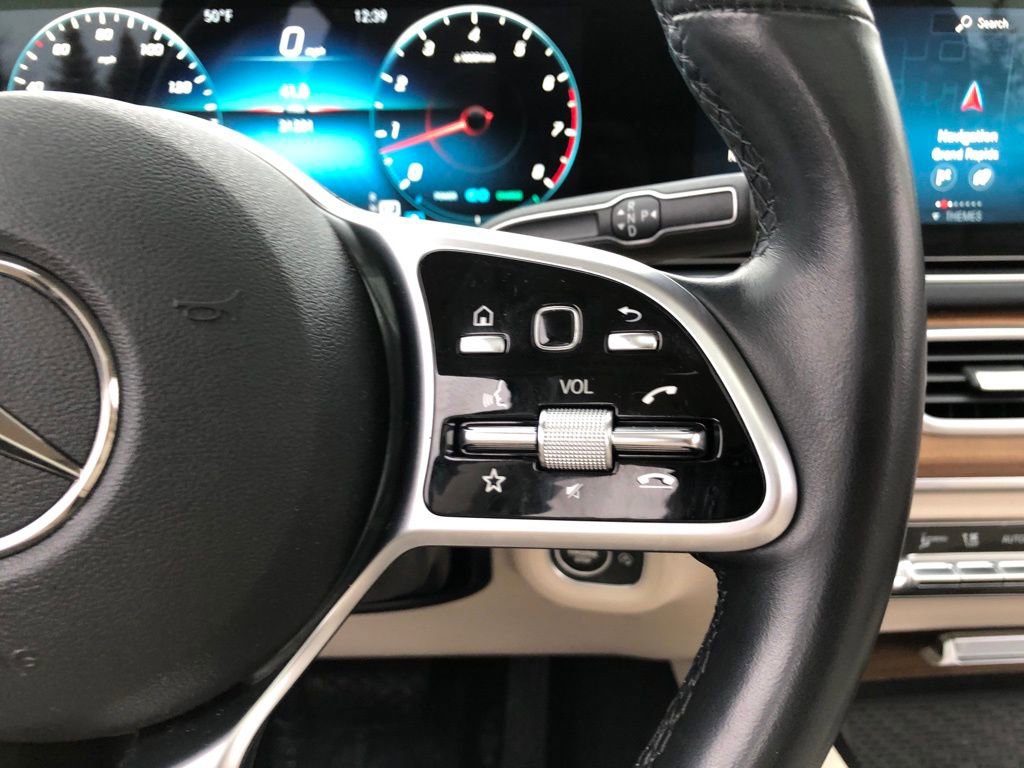 Certified 2022 Mercedes-Benz GLS 450 4MATIC image 22