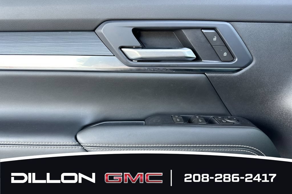 New 2026 GMC Terrain Elevation w/ Elevation Premium Package AWD/4WD image 13