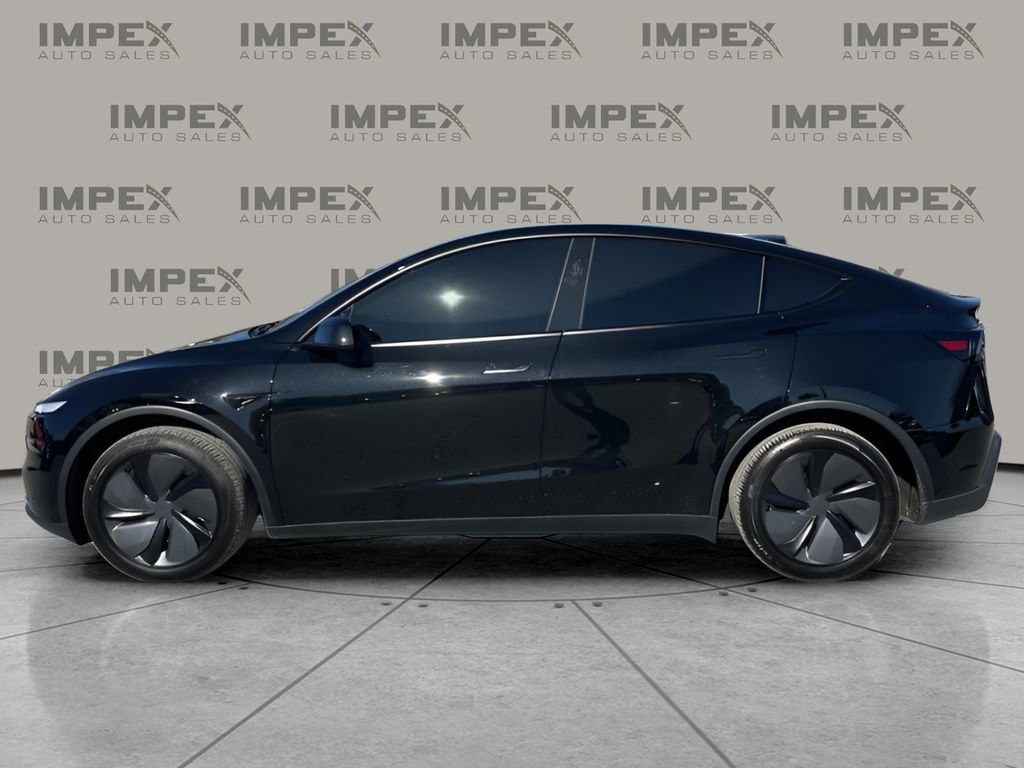 Used 2026 Tesla Model Y Long Range image 2
