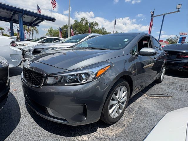 Used 2017 Kia Forte S w/ S Technology Package image 12