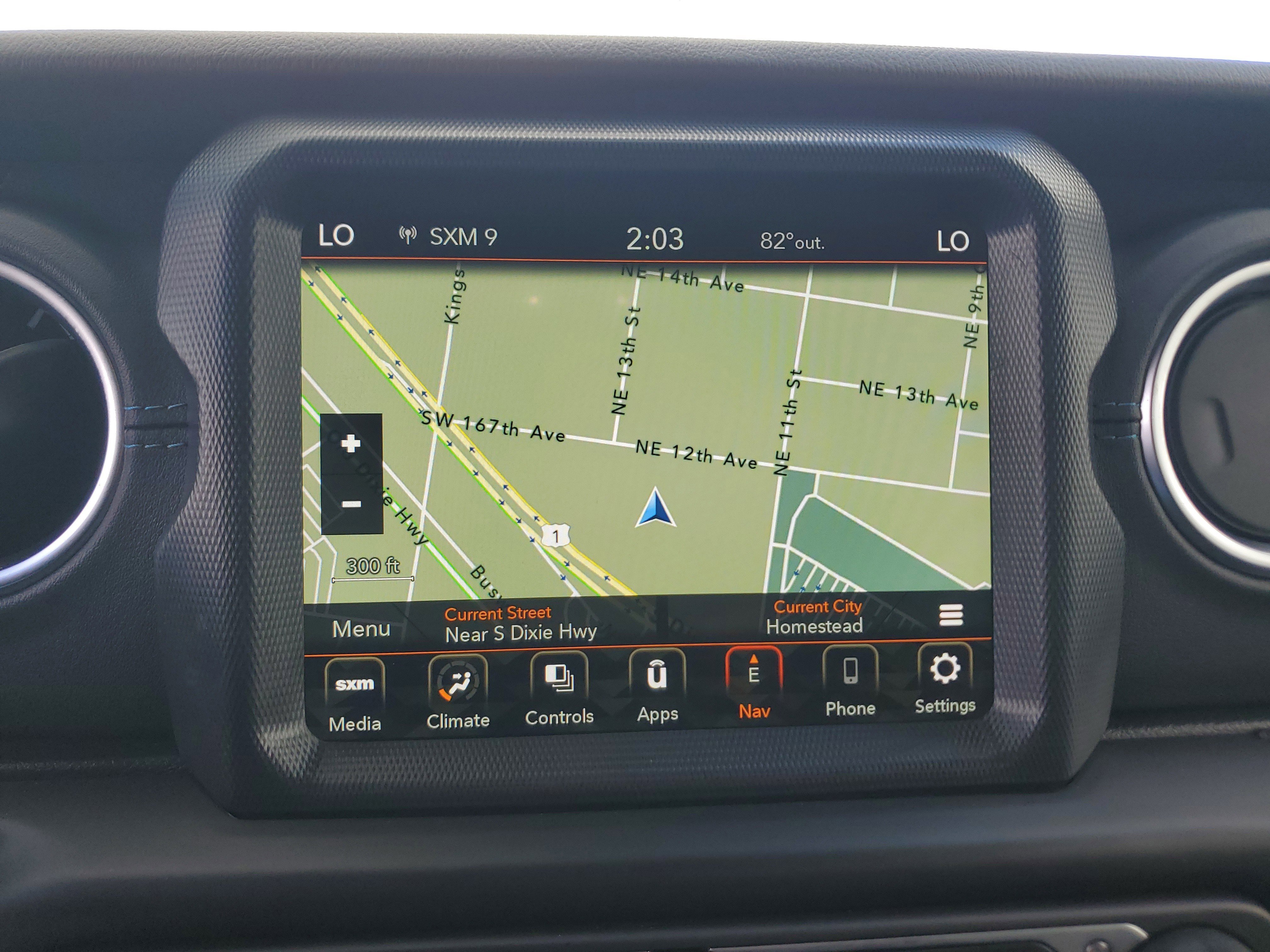 Used 2022 Jeep Wrangler Unlimited Rubicon 4xe w/ Steel Bumper Group image 10