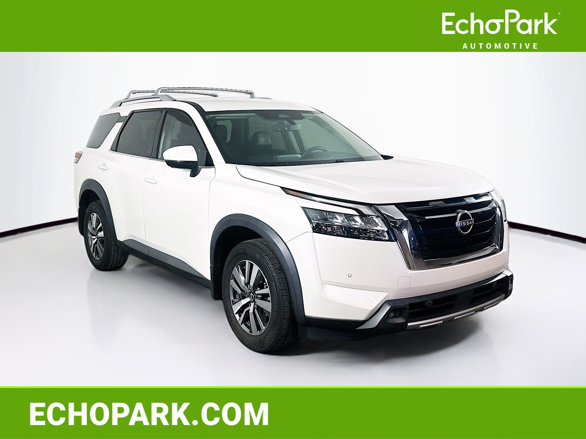 Used 2023 Nissan Pathfinder SL FWD image 1
