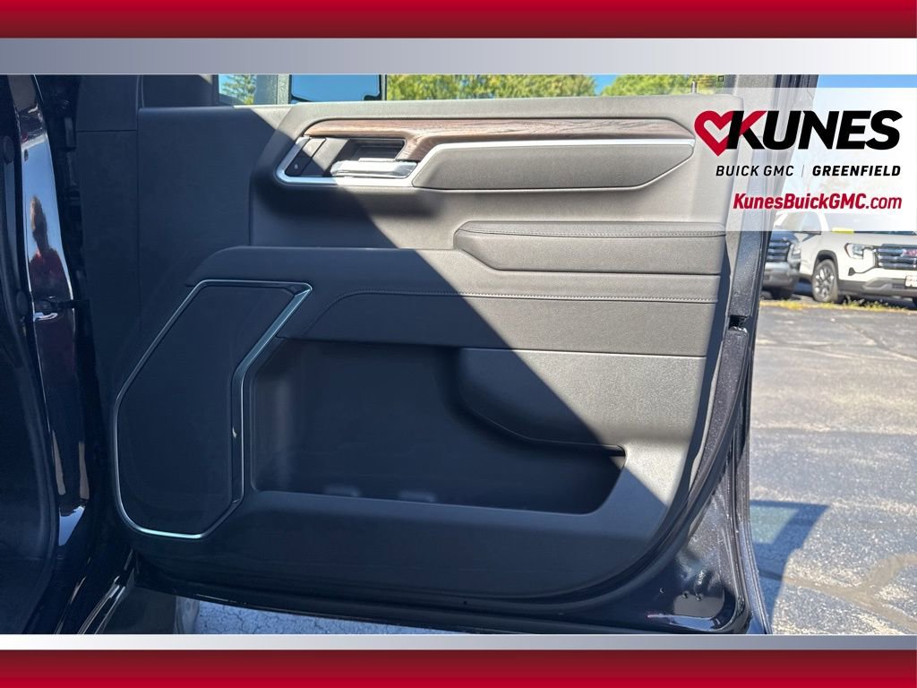 New 2025 GMC Sierra 3500 SLT AWD/4WD image 61