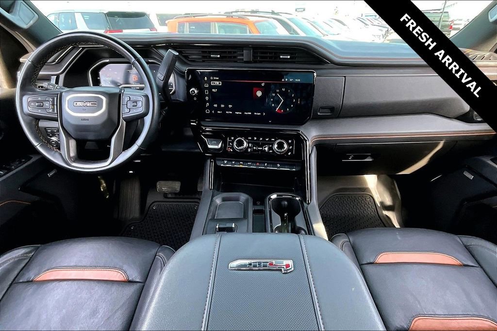 Used 2025 GMC Sierra 2500 AT4 w/ AT4 Premium Plus Package image 8