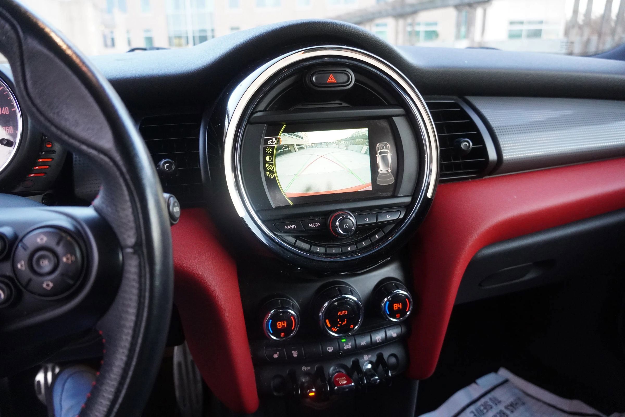 Used 2015 MINI Cooper 2-Door Hardtop image 19