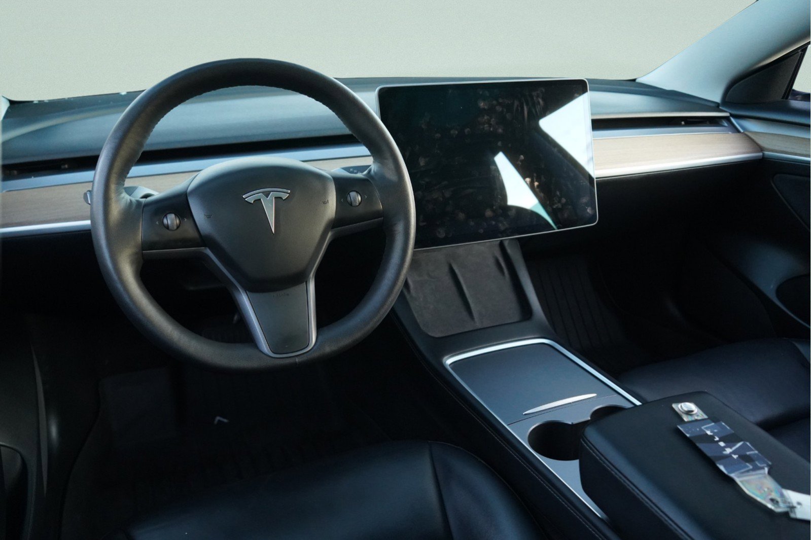 Used 2021 Tesla Model 3 Standard Range Plus image 18