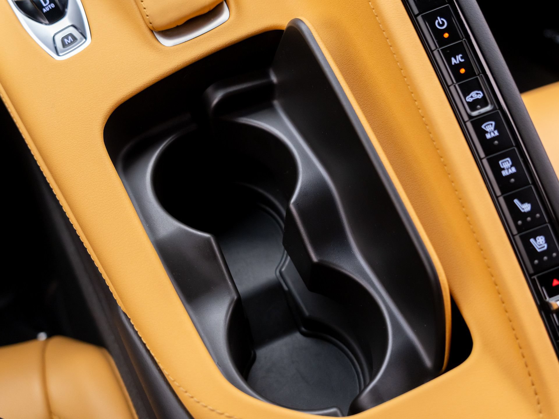 Used 2022 Chevrolet Corvette Stingray Preferred Cpe w/ Z51 Performance Package RWD image 24