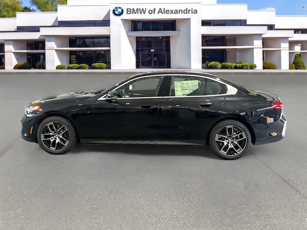 New 2027 BMW 530i xDrive w/ Premium Package AWD/4WD image 8