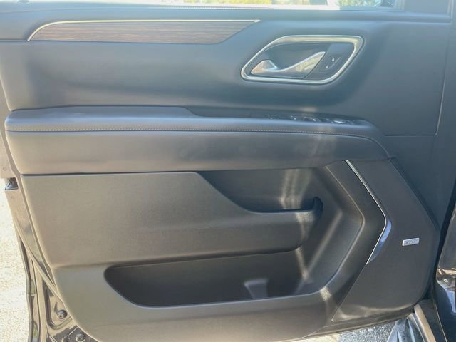 Used 2024 Chevrolet Suburban High Country w/ Max Trailering Package image 23