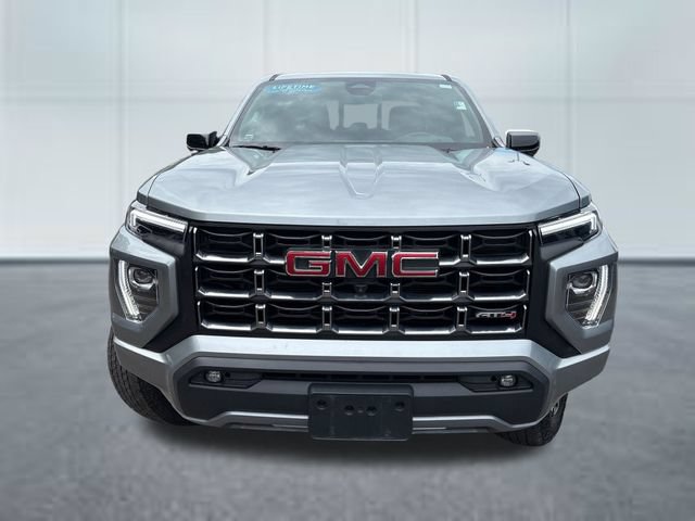 Used 2025 GMC Canyon AT4 w/ Technology Plus Package AWD/4WD image 6