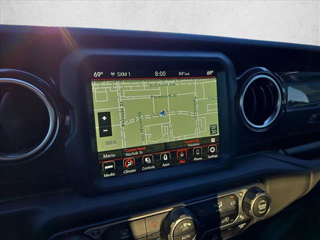 Used 2023 Jeep Wrangler Unlimited Sahara AWD/4WD image 13