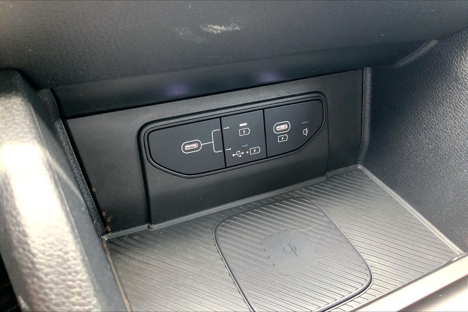 Certified 2026 Kia Sportage EX FWD image 55
