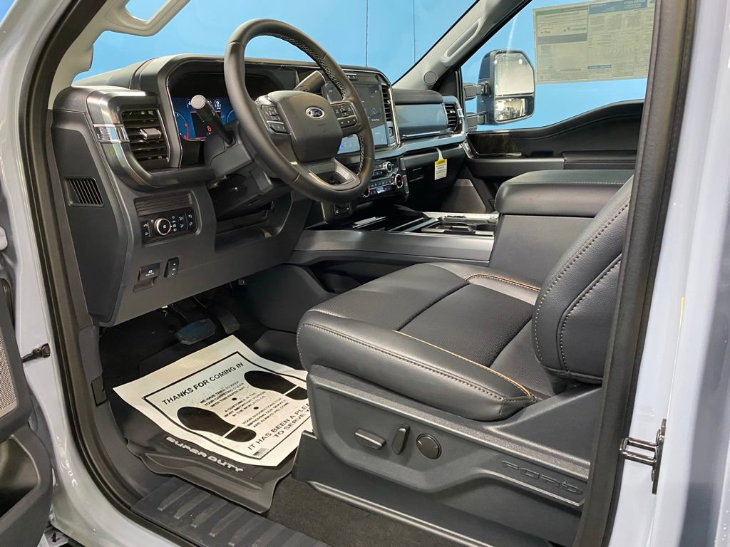 New 2025 Ford F250 Lariat w/ Lariat Ultimate Package AWD/4WD image 14