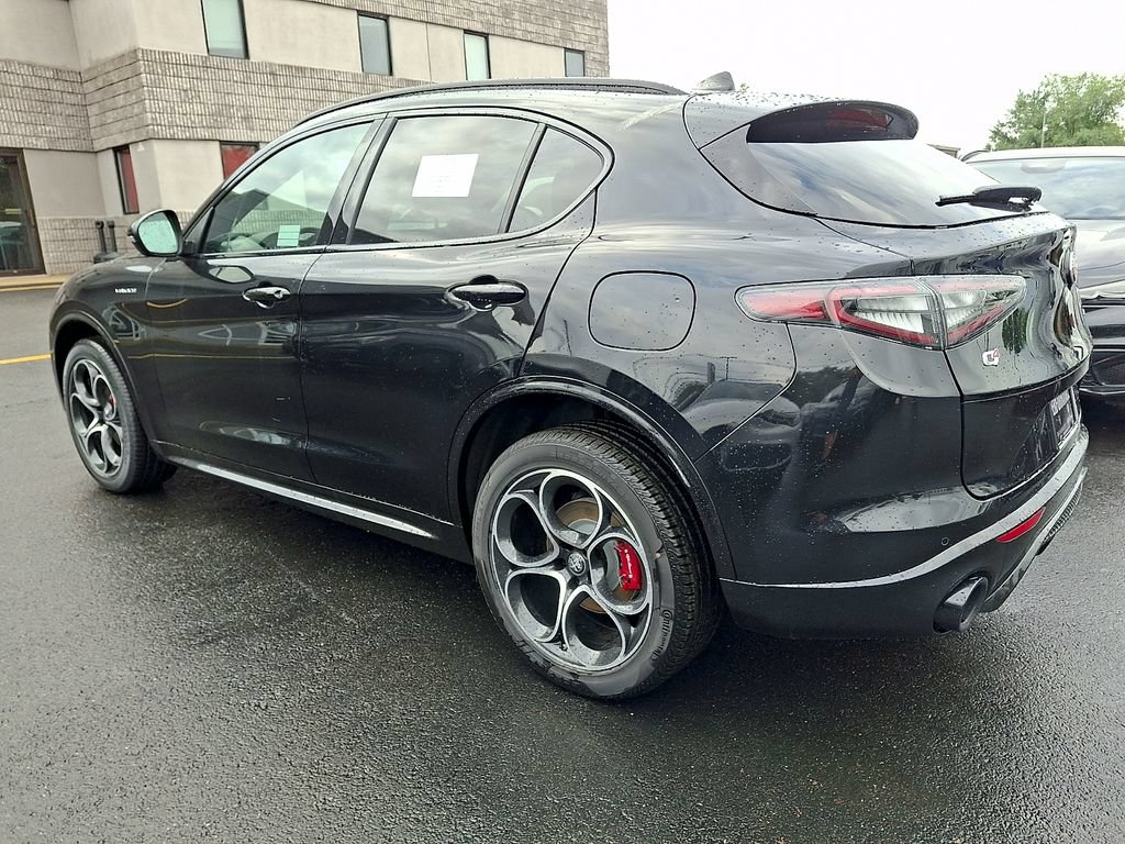 New 2026 Alfa Romeo Stelvio Sprint w/ Convenience Package AWD/4WD image 4