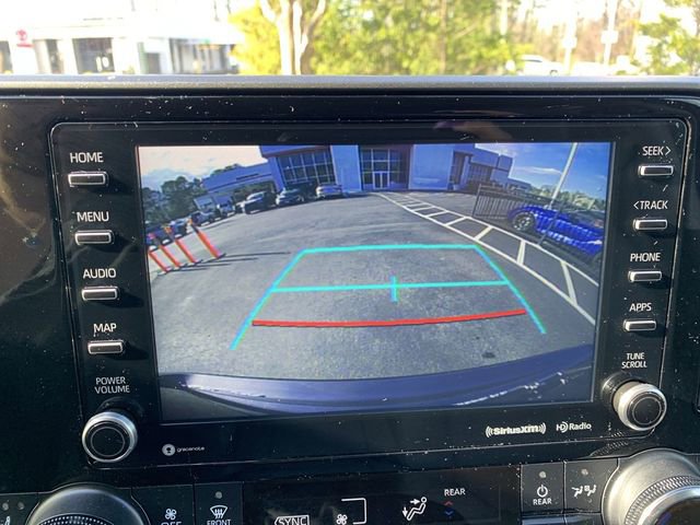 Used 2022 Toyota Highlander XLE image 22