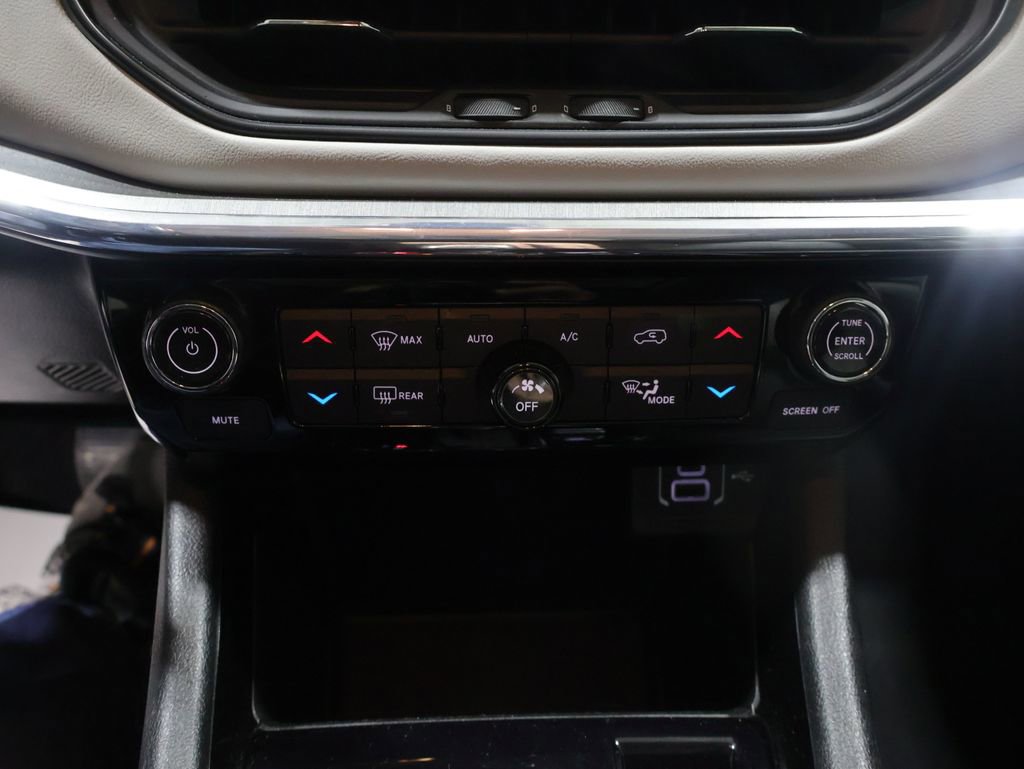 Certified 2022 Jeep Compass Limited w/ Sun and Sound Group image 28