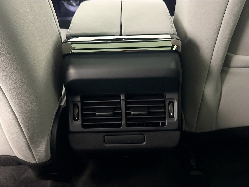 New 2026 Land Rover Range Rover Evoque S image 25