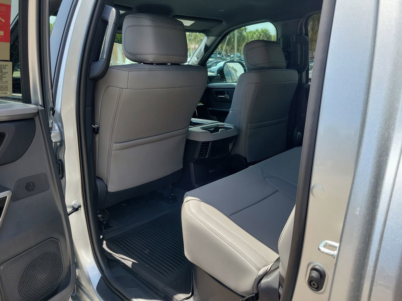 New 2026 Toyota Tundra Limited AWD/4WD image 9