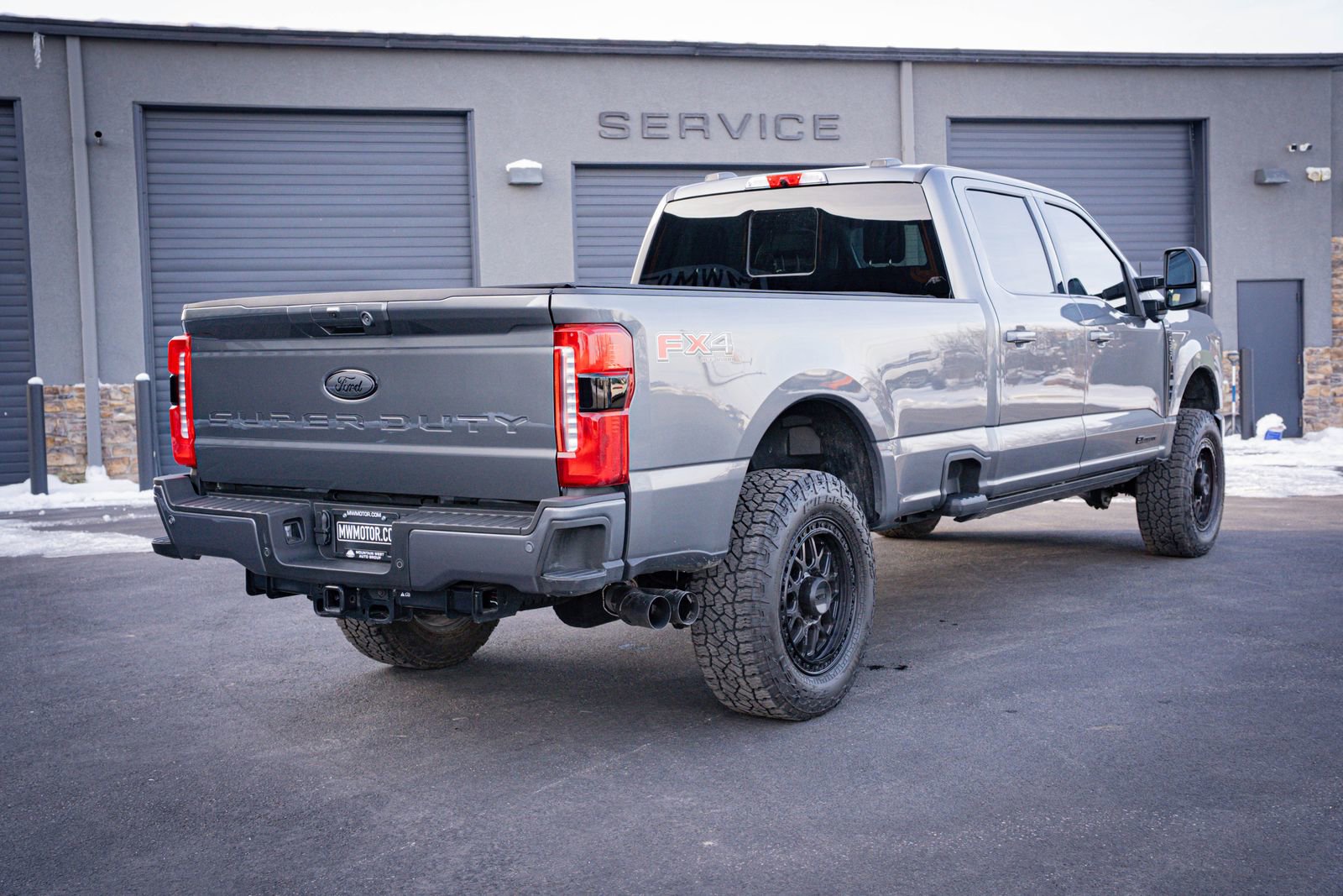 Used 2025 Ford F350 Lariat w/ Lariat Ultimate Package image 7