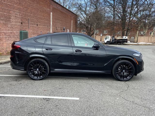 Certified 2024 BMW X6 xDrive40i image 4
