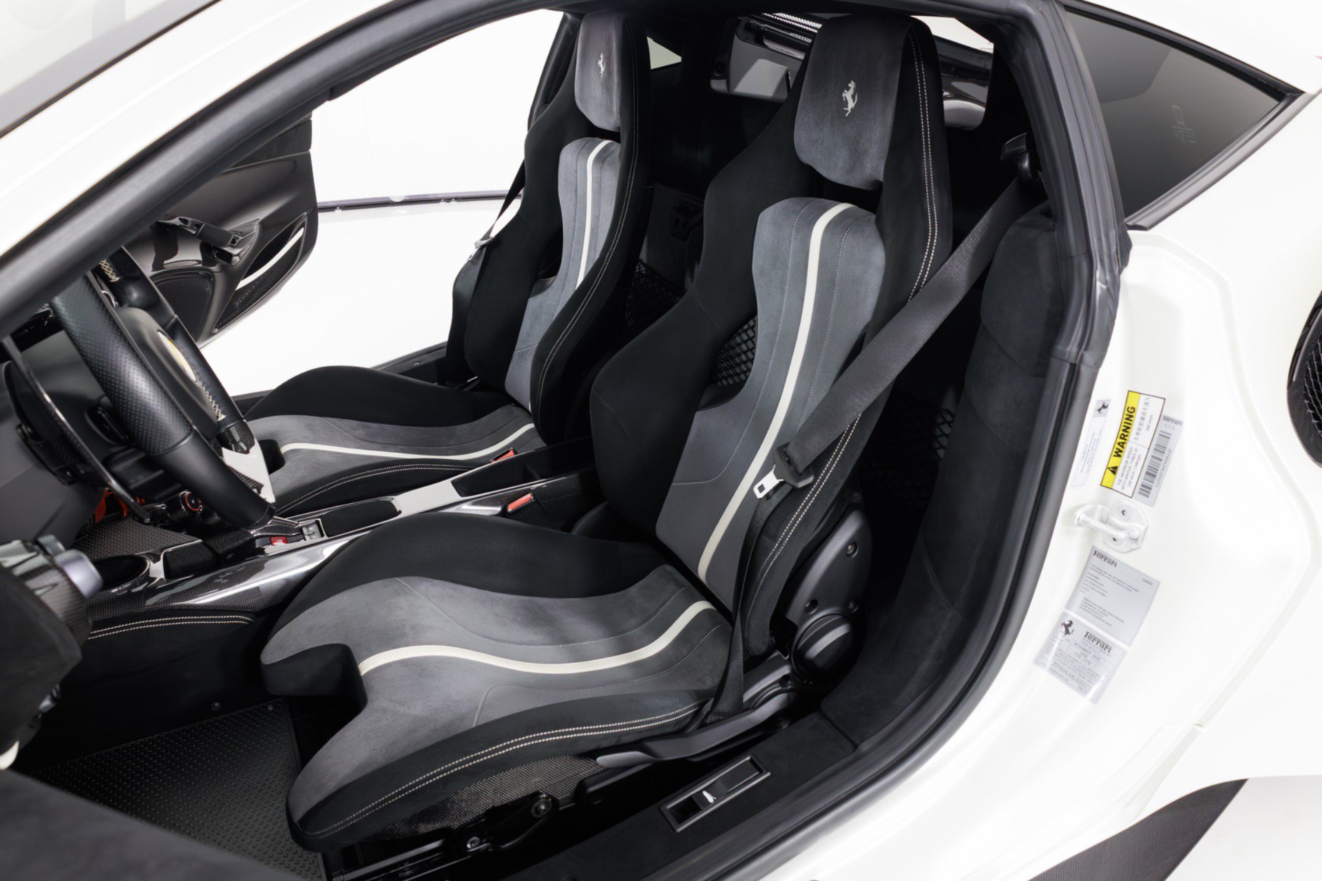 Used 2020 Ferrari 488 Pista Coupe RWD image 14
