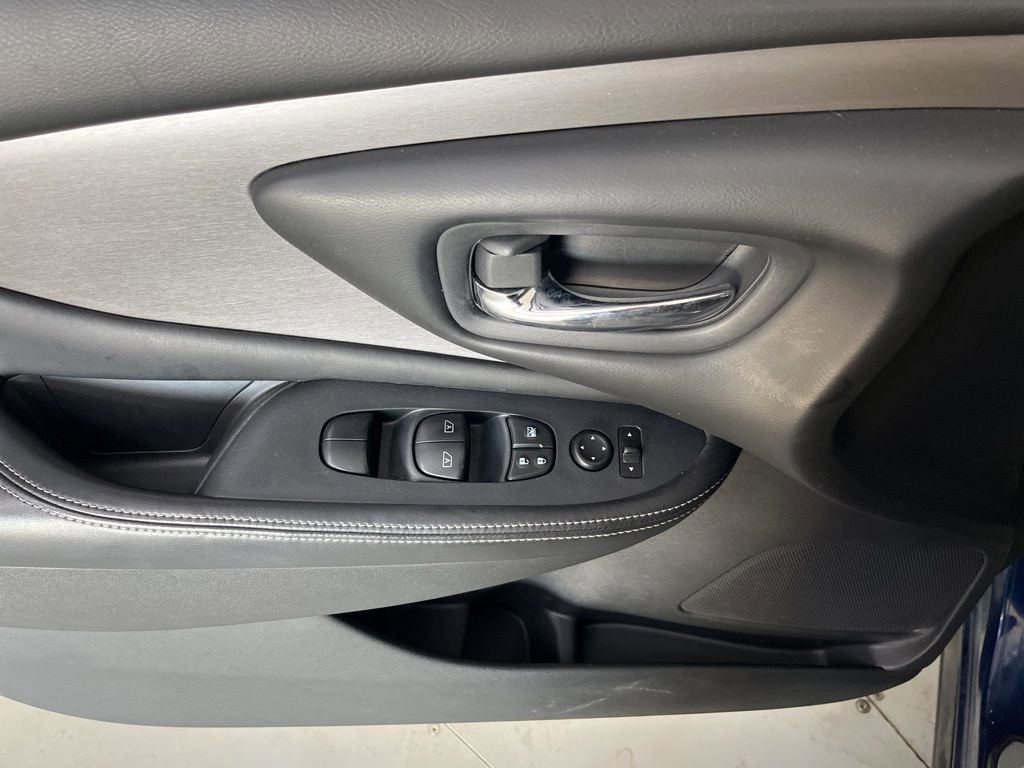 Used 2019 Nissan Murano SV image 52