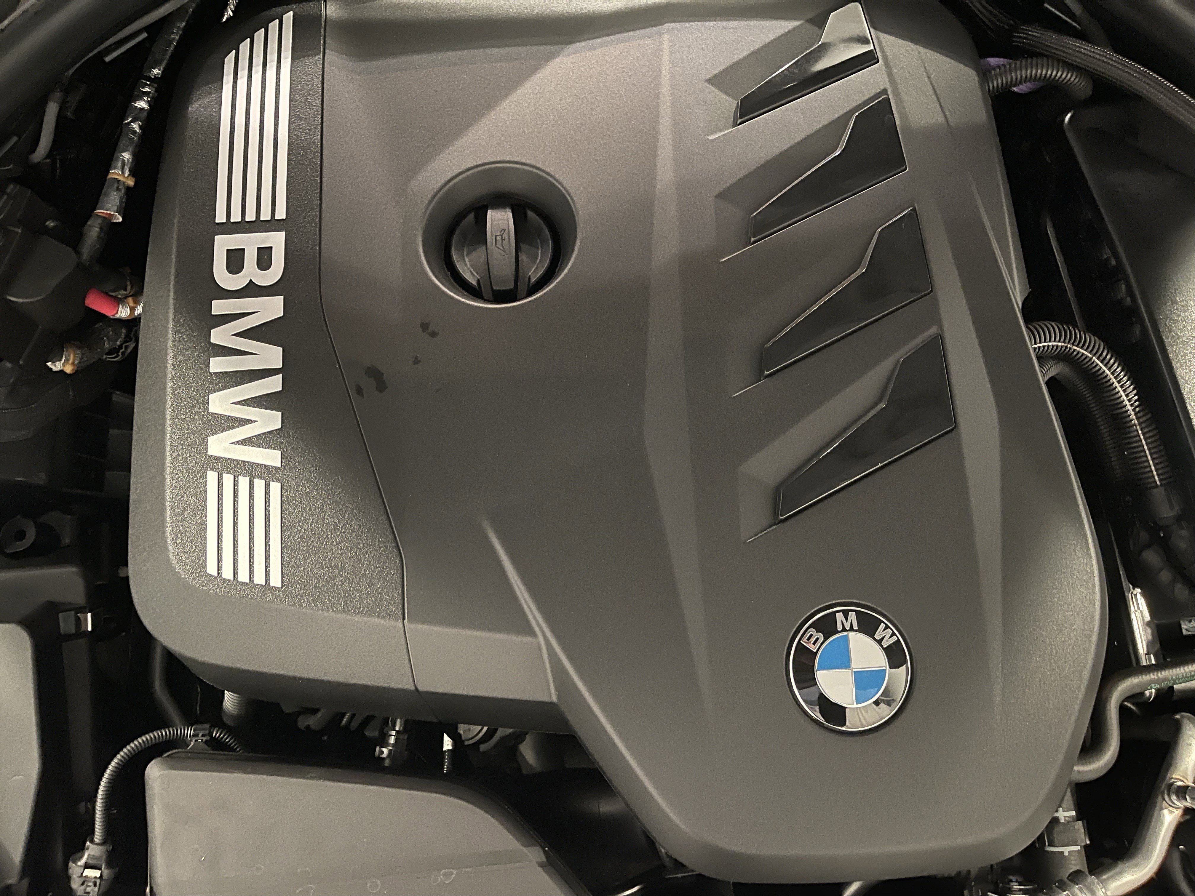 Used 2025 BMW 330i xDrive Sedan w/ M Sport Package image 26