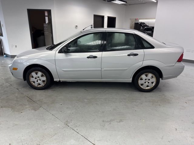 Used 2006 Ford Focus ZX4 Sedan image 6