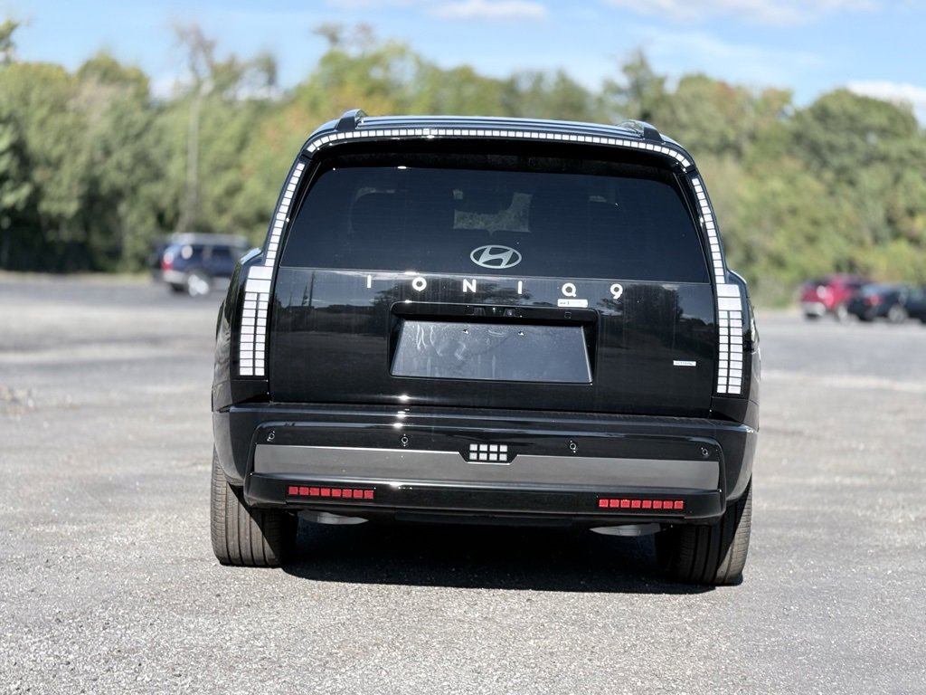 New 2026 Hyundai Ioniq 9 Calligraphy image 6