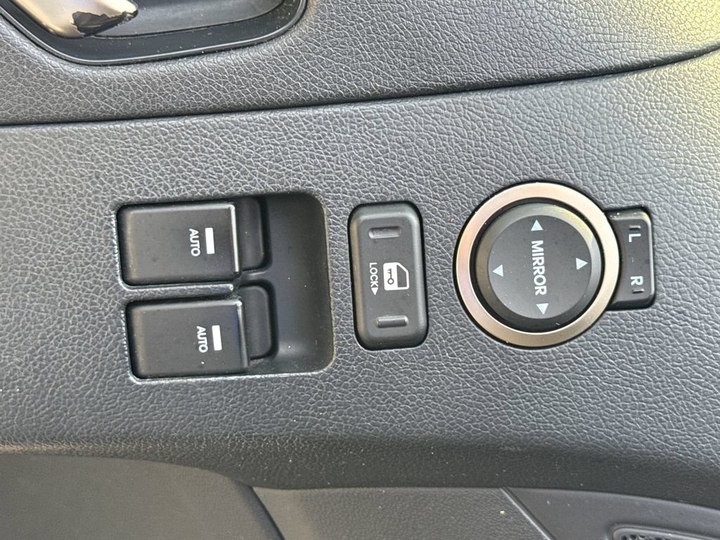 Used 2014 Hyundai Genesis 2.0T RWD image 14