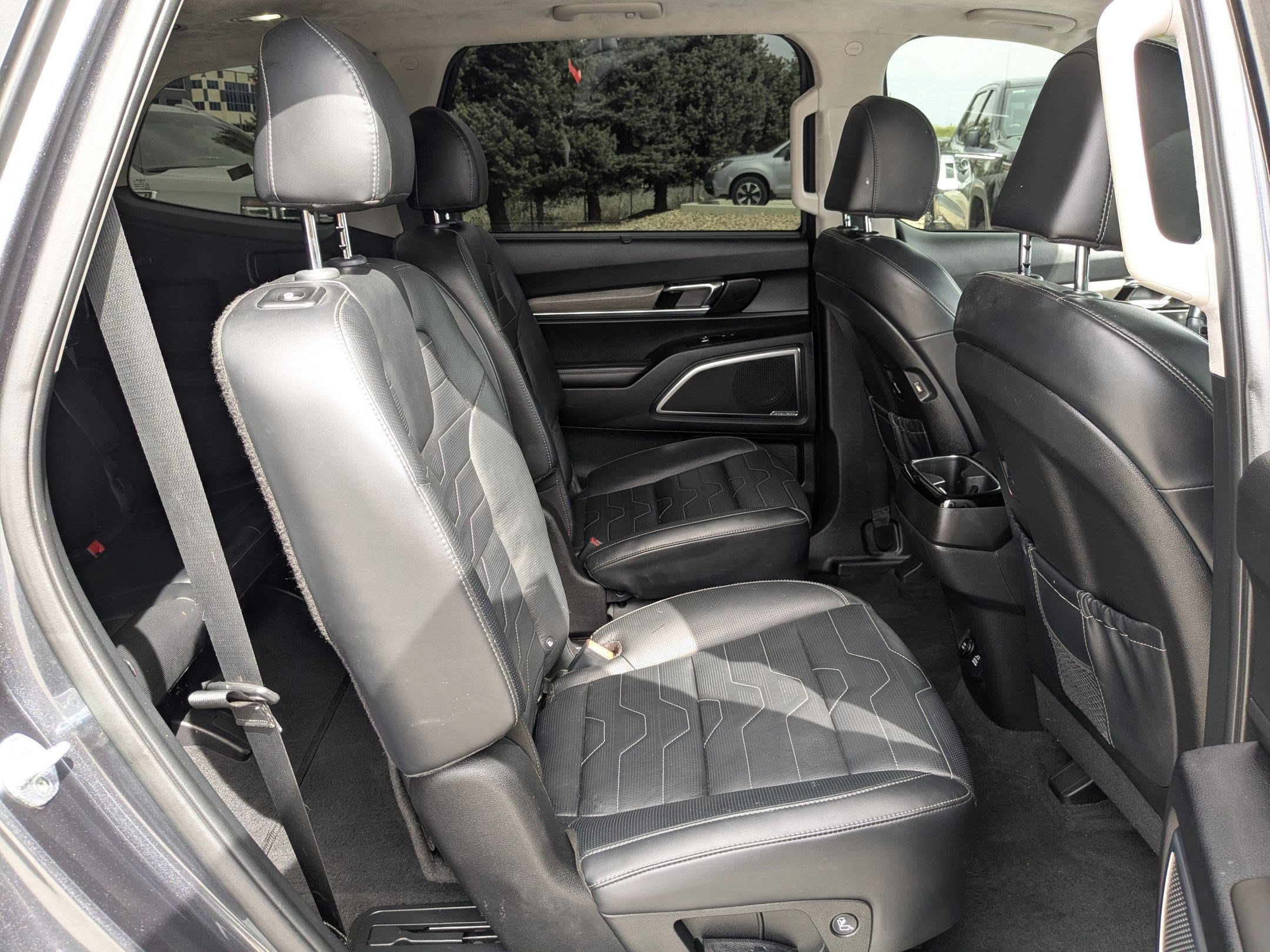 Certified 2022 Kia Telluride SX w/ SX Prestige Package image 27