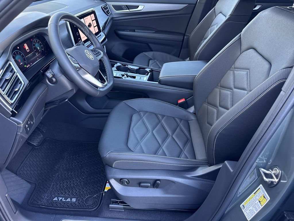 New 2026 Volkswagen Atlas Cross Sport SE image 12