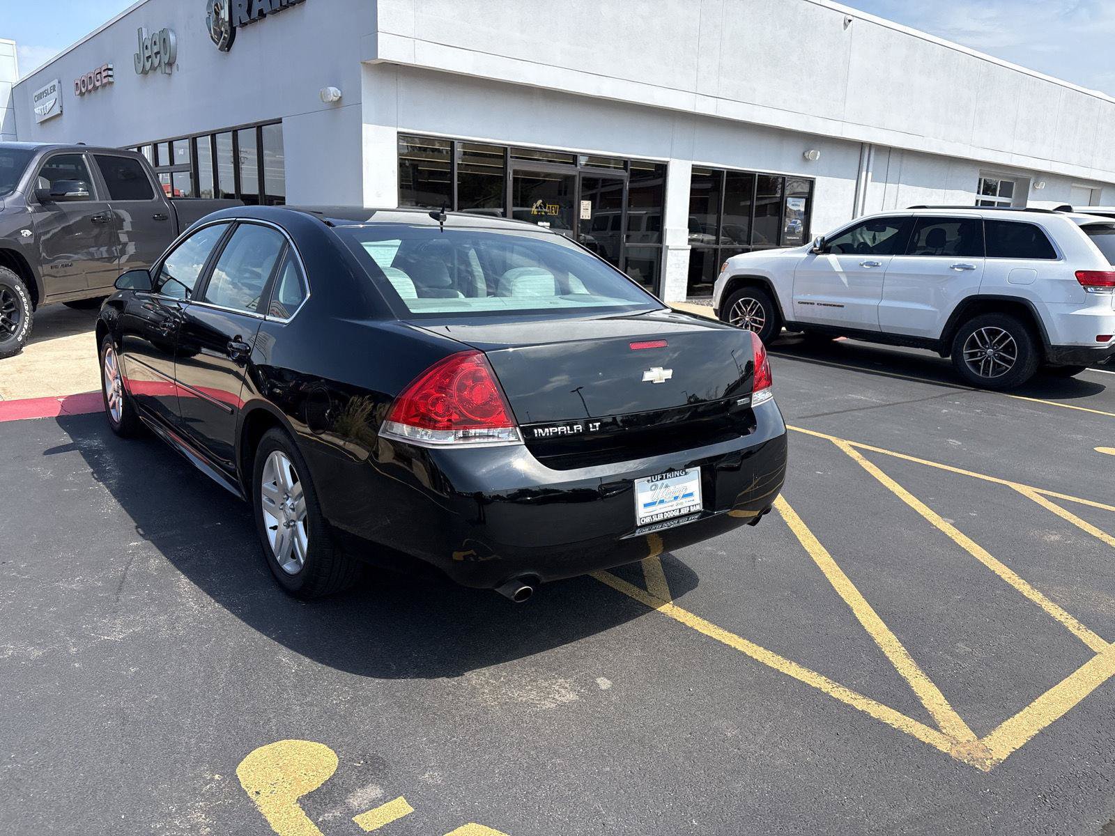 Used 2014 Chevrolet Impala LT w/ LT Sunroof Package FWD image 7
