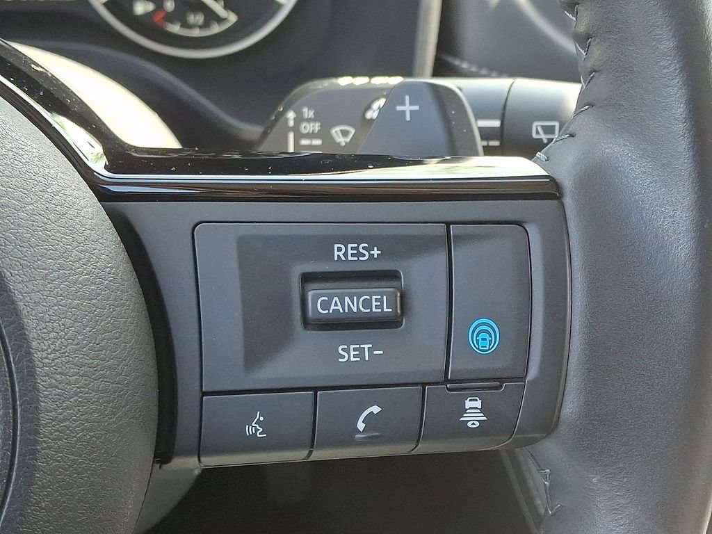 Used 2023 Nissan Rogue SL AWD/4WD image 22