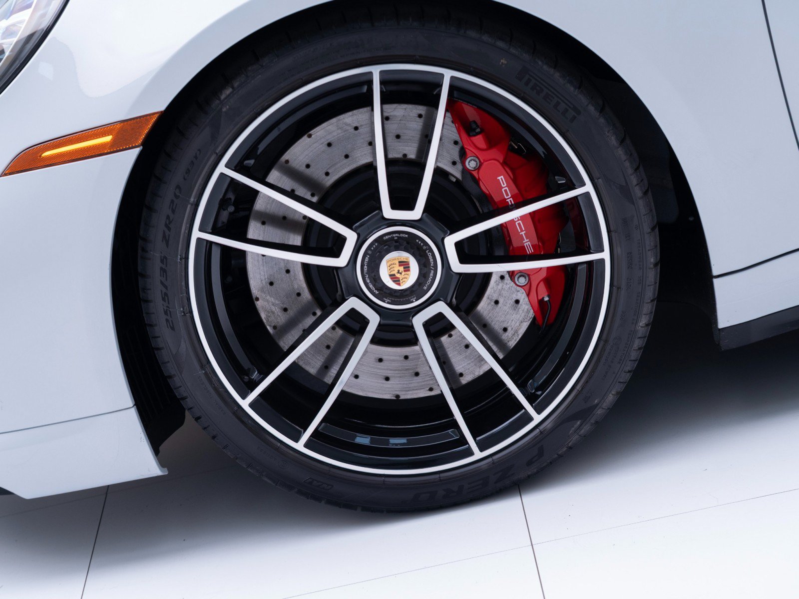 Certified 2025 Porsche 911 Turbo AWD/4WD image 12