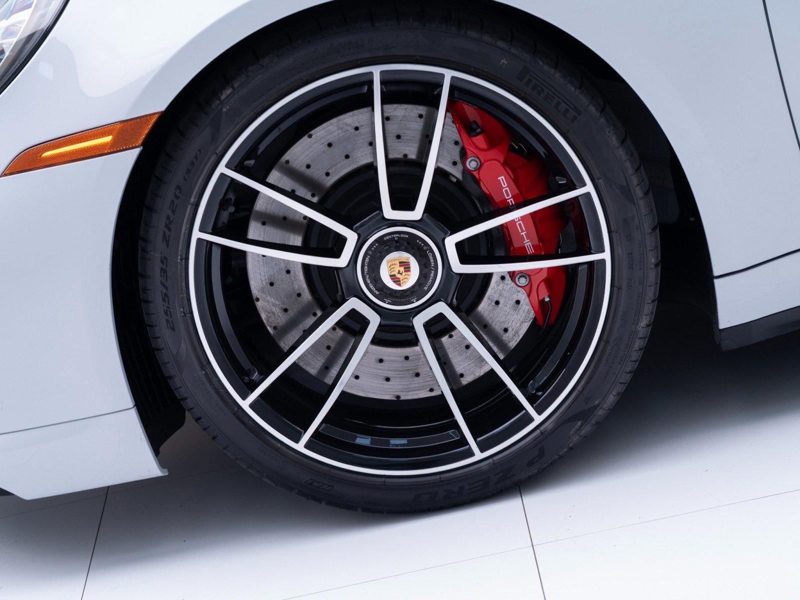 Certified 2025 Porsche 911 Turbo AWD/4WD image 12