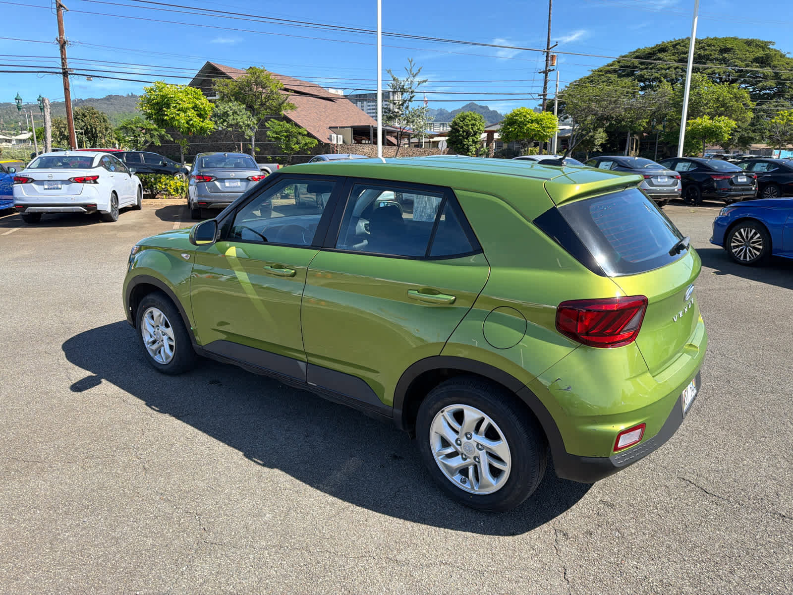 Used 2023 Hyundai Venue SE w/ Cargo Package image 4