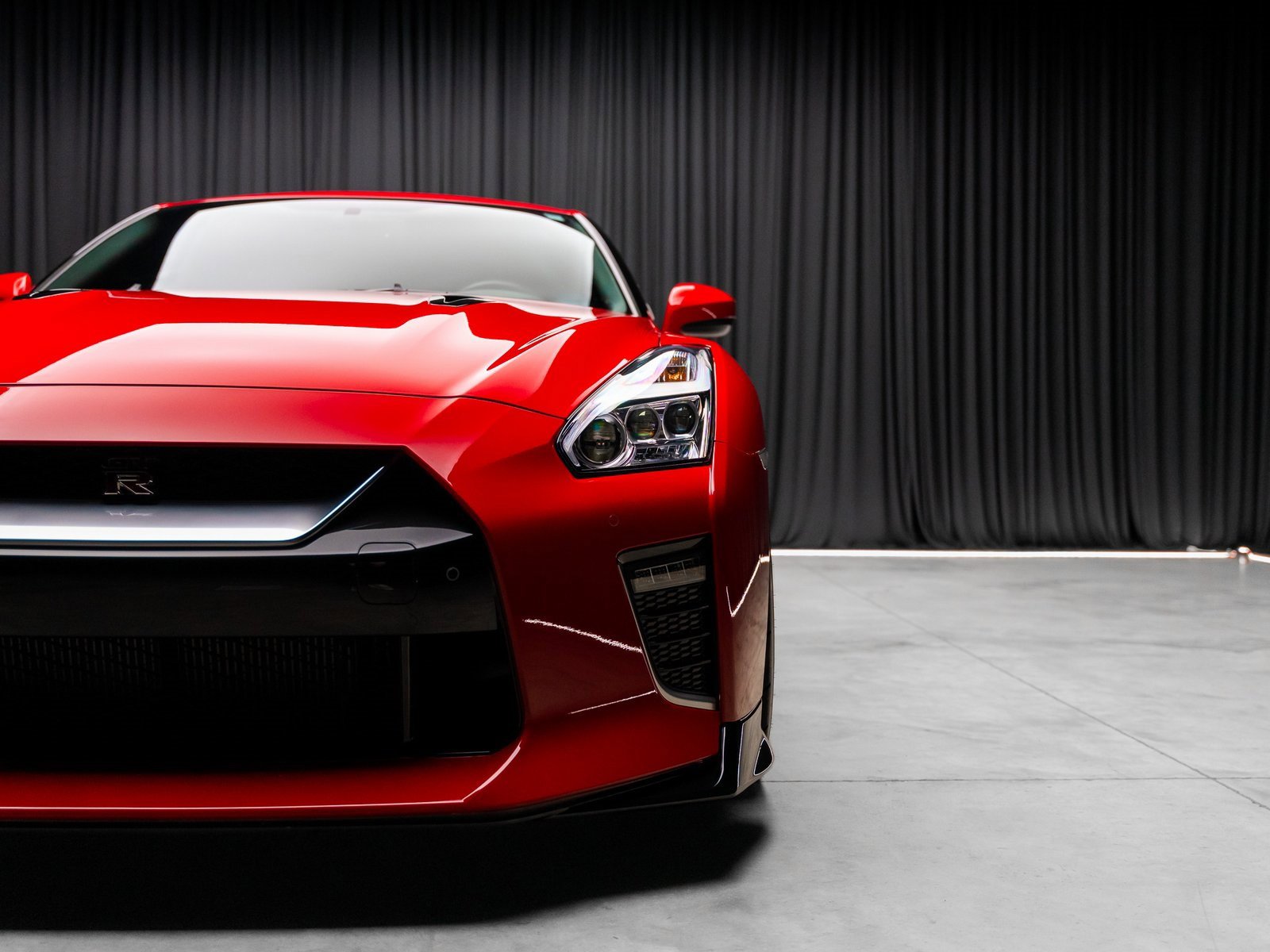 Used 2023 Nissan GT-R Premium w/ Floor Mat Package image 24