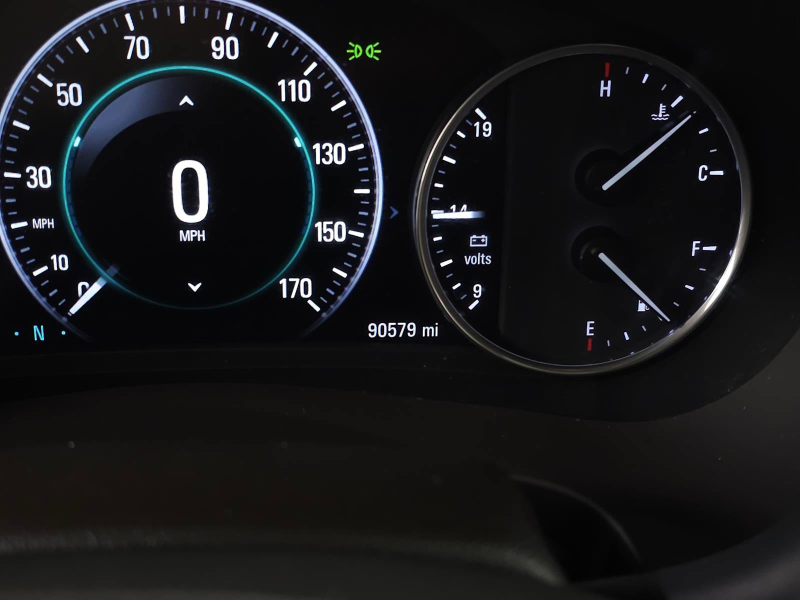 Used 2018 Buick LaCrosse Essence w/ Sun and Shade Package FWD image 19