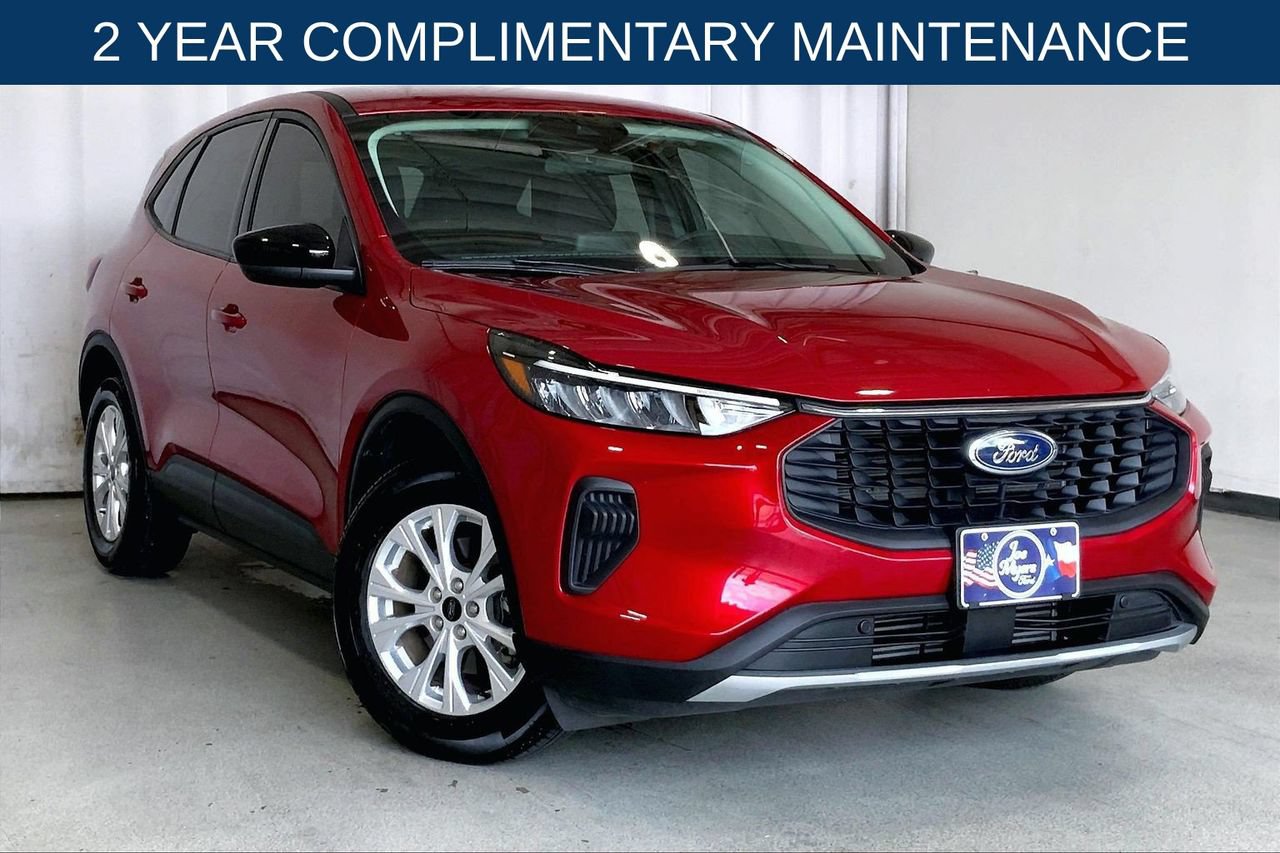 Used 2025 Ford Escape Active FWD image 1